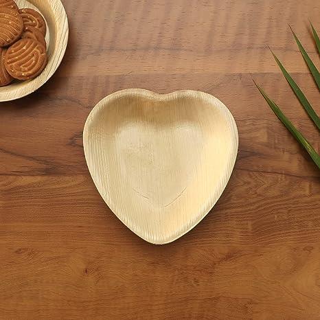 100 pcs    7'' Palm Leaf Plate heart shape - 100 pcs